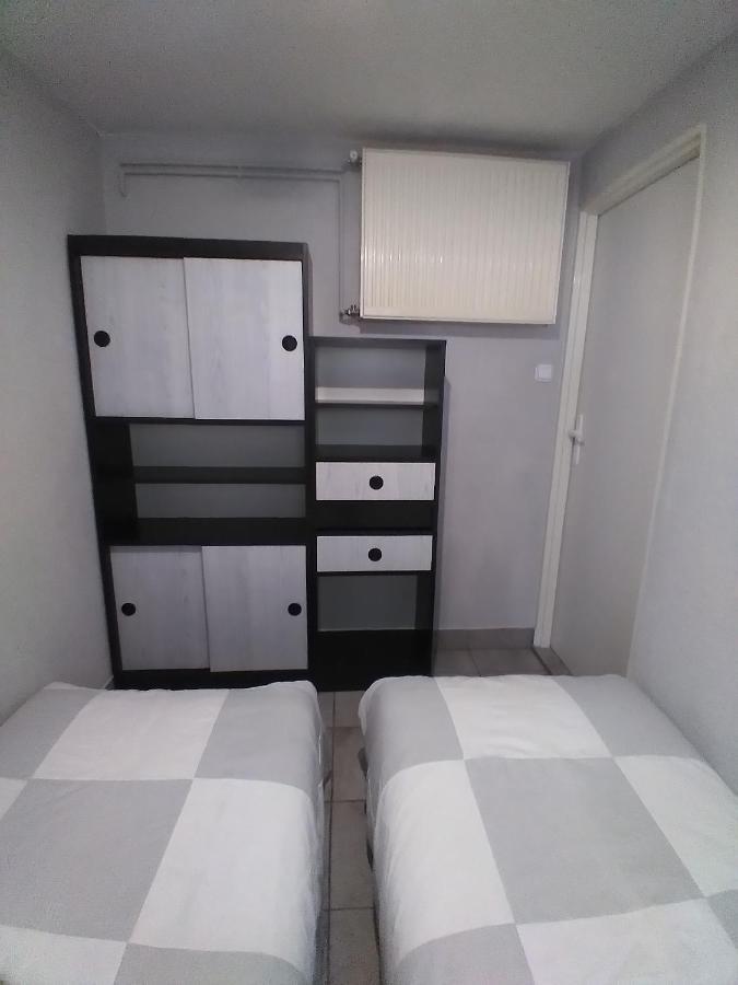 Pokoje Goscinne U Oksany Łagów Extérieur photo
